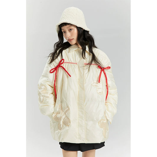 أنيقة أسفل البطة أسفل المعطف