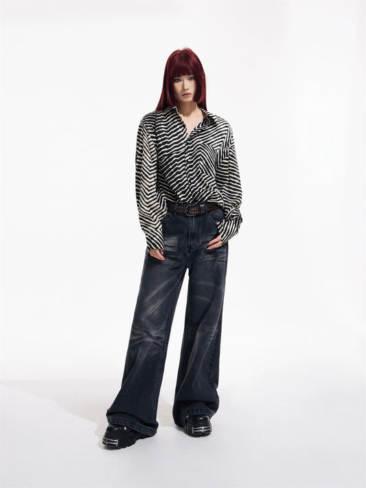 Corte recto: jeans minimalistas y versátiles