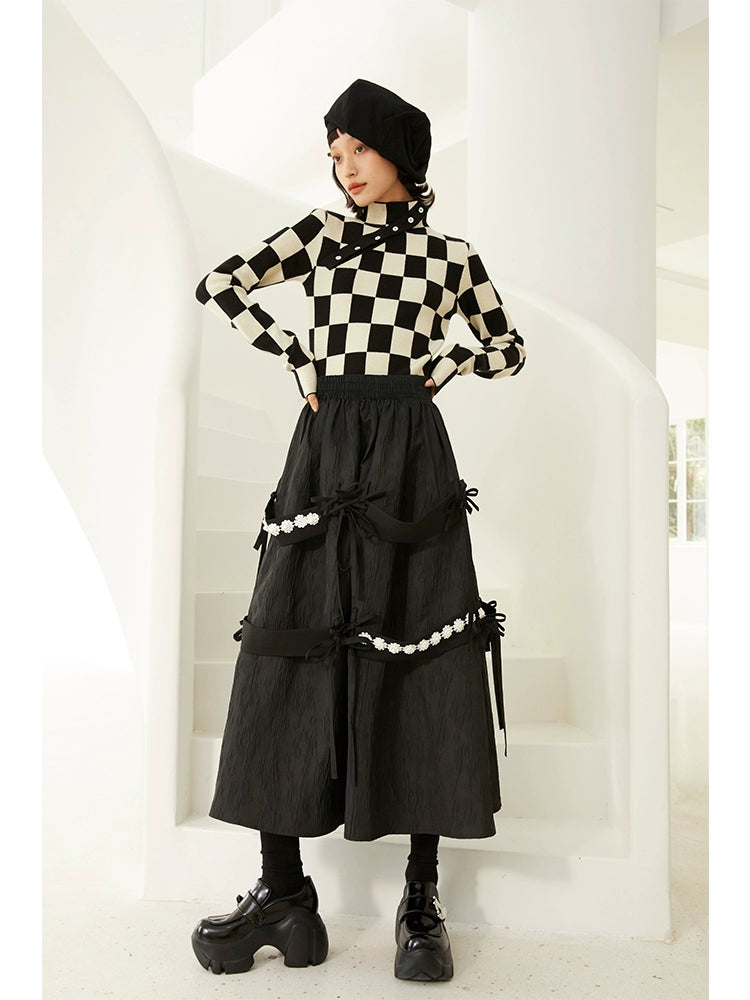 Lace Up Elegance -تنورة الخصر عالية الخصر