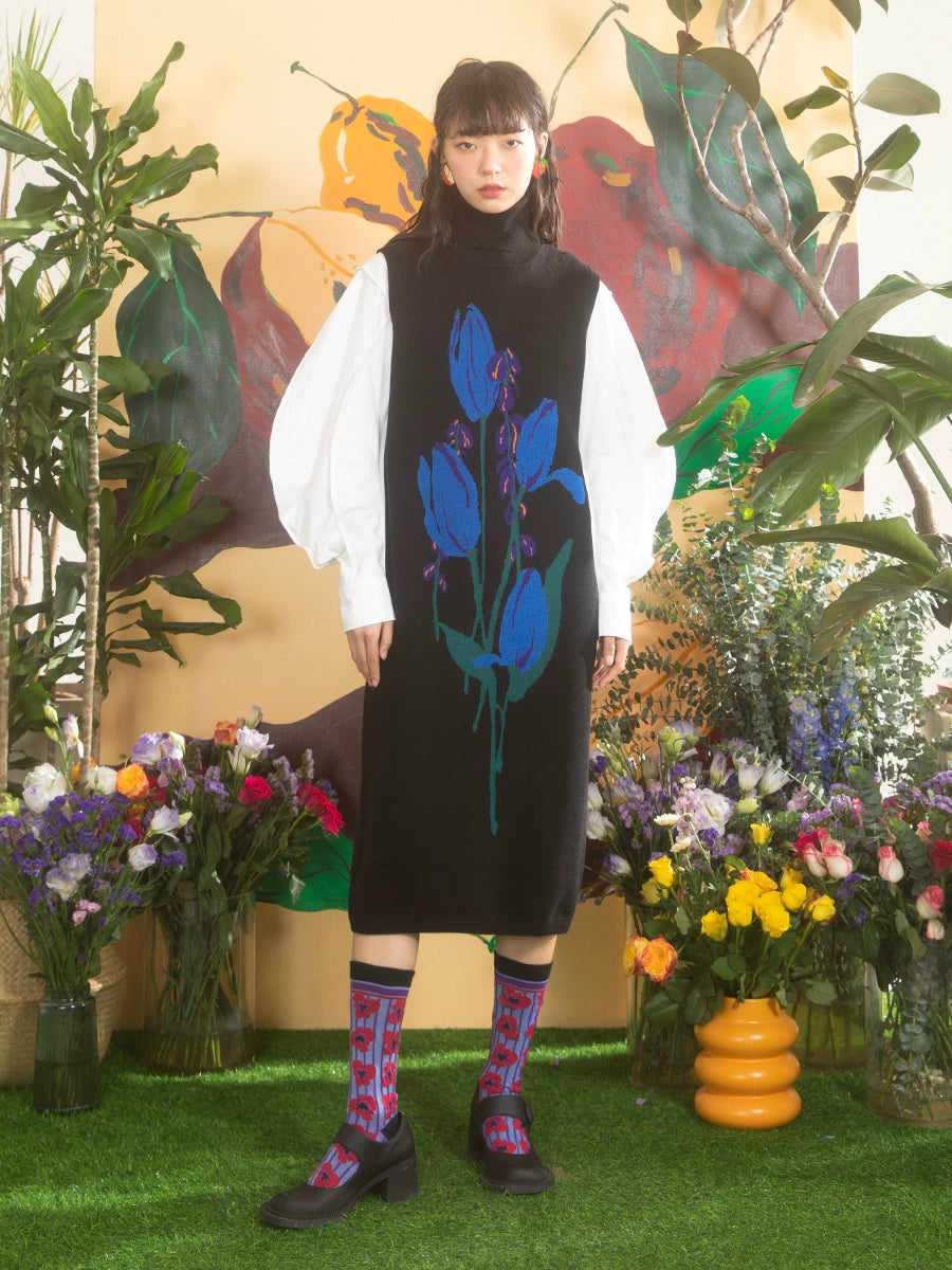 Tulip Jacquard: vestido de punto de punto alto negro de cuello alto