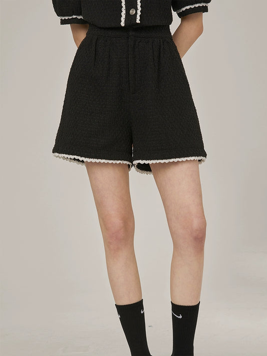 سحر اثنين من السحر - العطر الصغير كارديجان وسروال شورت