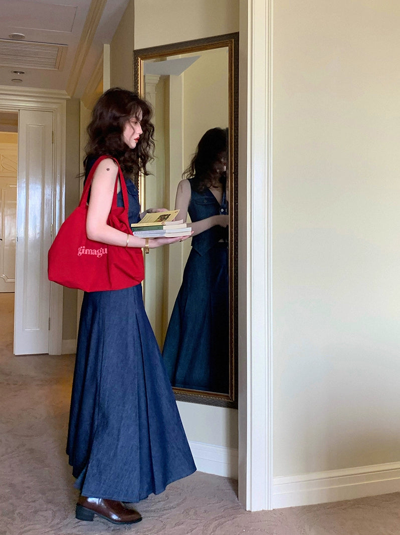 ডেনিম কমনীয়তা: ন্যস্ত ও স্কার্ট দ্বি-পিস সেট