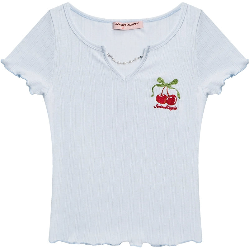 T-shirt à chaîne brodée de cerises | Conception de col en V à manches bouffantes de champignons pour l’été