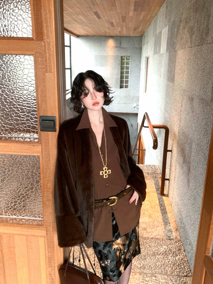 Black Gold Party Eco-Fur Jacket – Hong Kong Retro Autumn/Winter Luxe