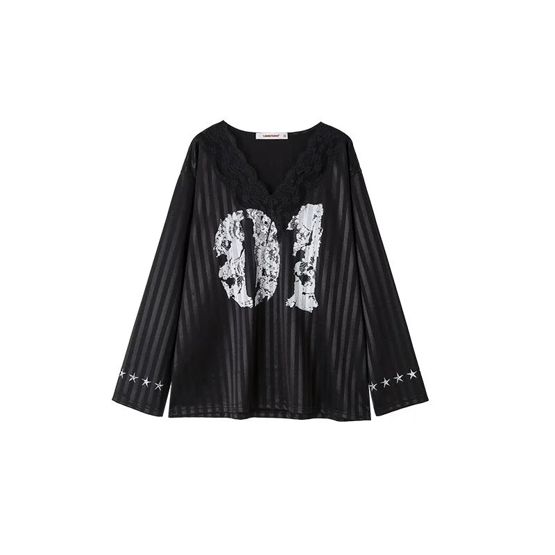 Lace V-Neck Printed Satin Jersey Top – Loose & Slim Fit French Style