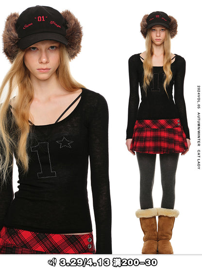 studded scoop neck slightly transparent knit base layer with a slim waist and a high-stretch long-sleeved top