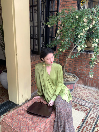 Yunshu Ruffle Tie-Neck Blouse