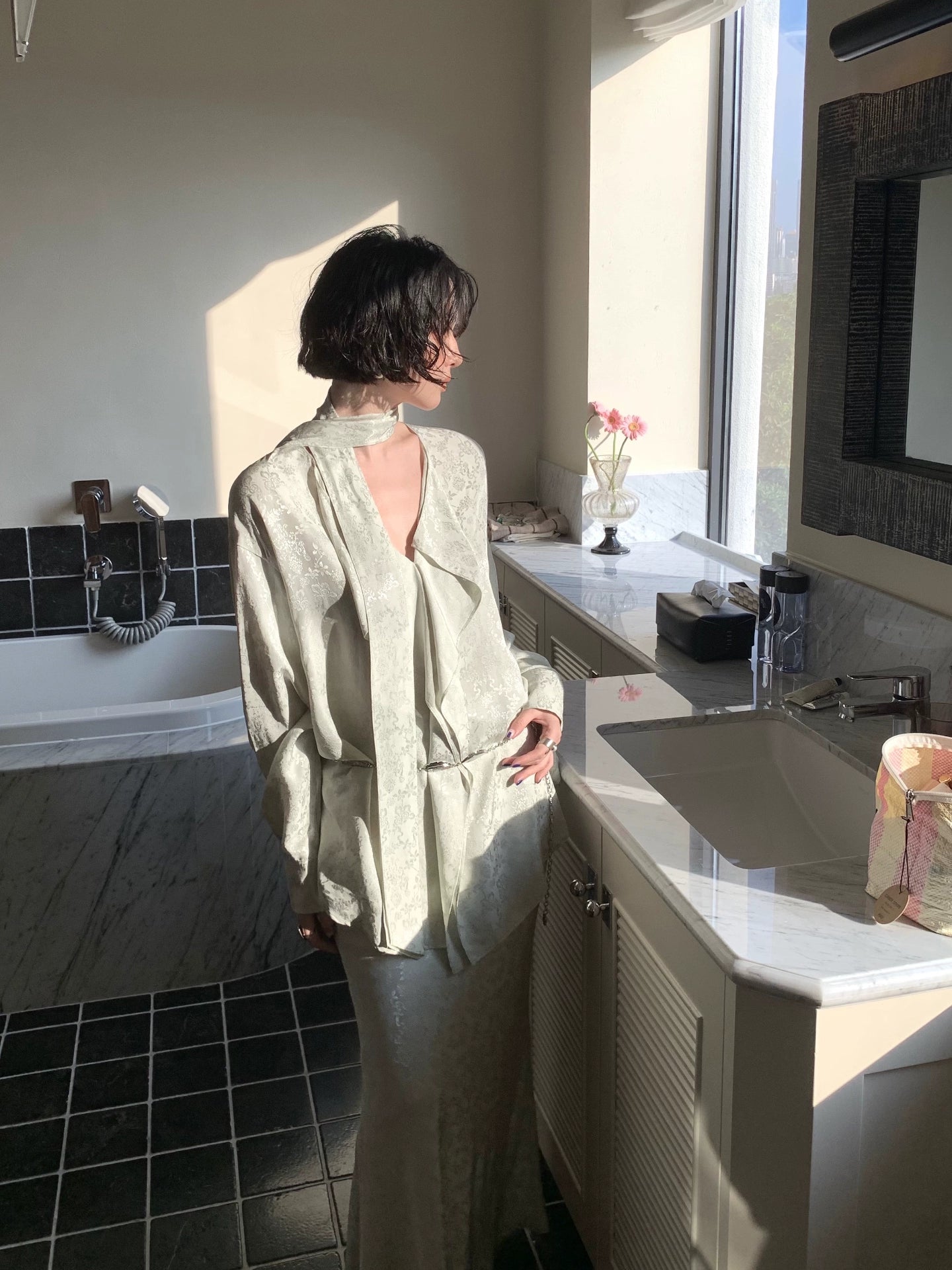 Azure Silk Tencel Shirt & Fishtail Skirt Set – Hong Kong Retro Autumn