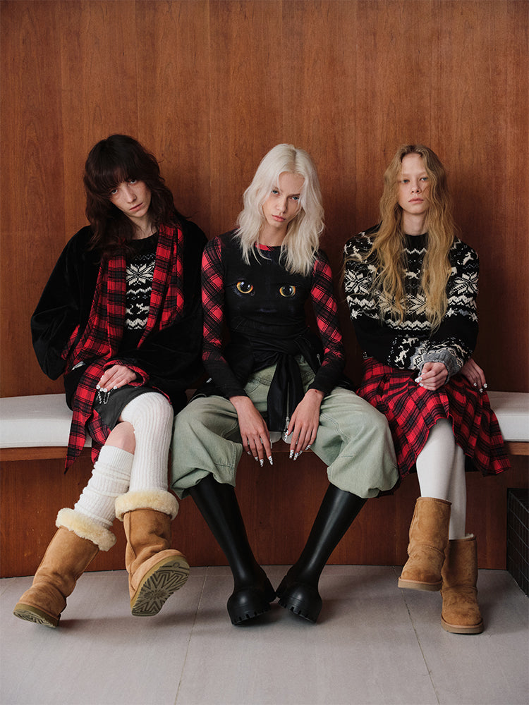 Cat Print Slim Long Sleeve Tee – Fall/Winter Base Layer Top