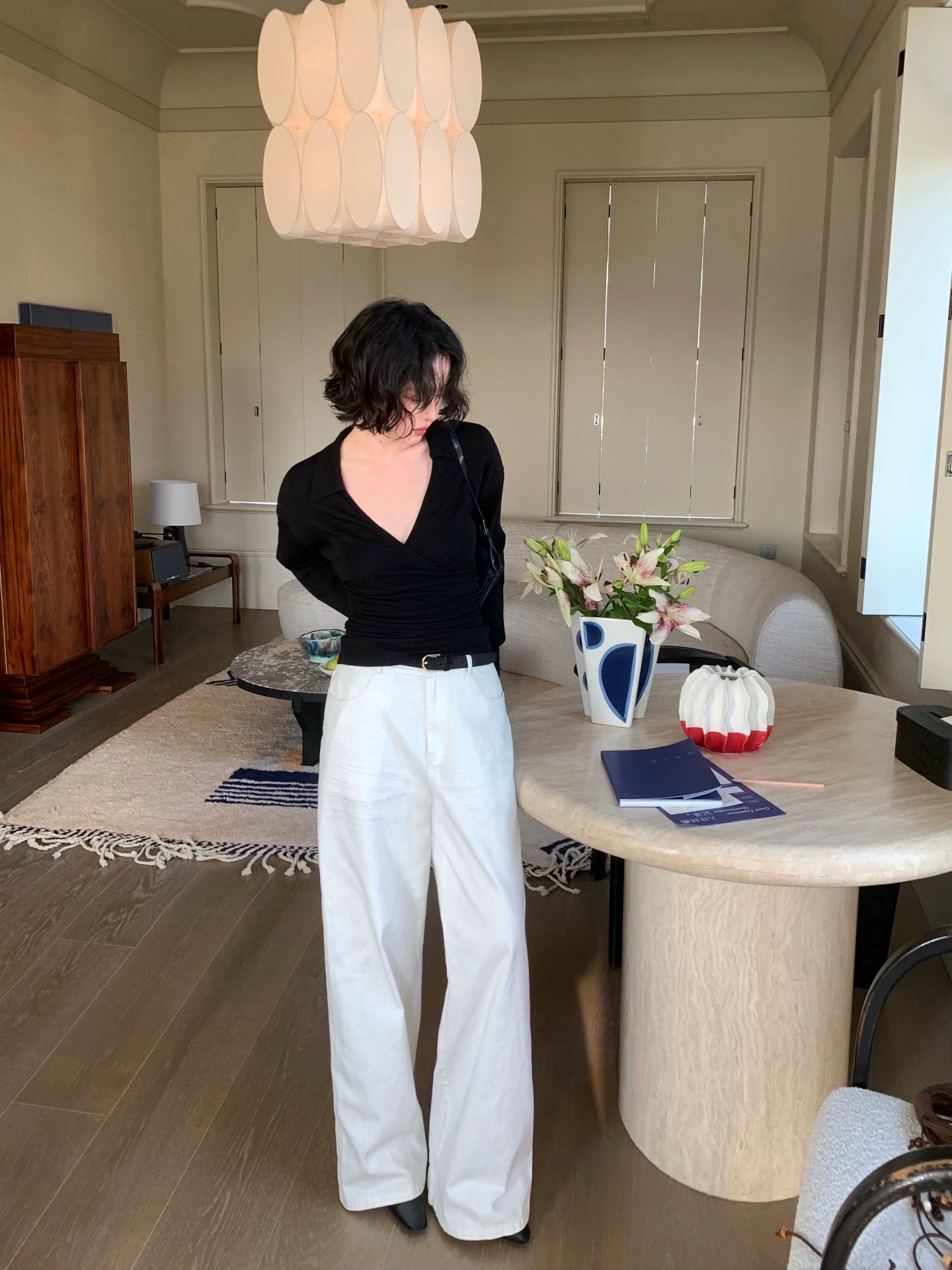 High-Waisted White Cotton Jeans – Hong Kong Retro Autumn Straight-Leg Fit