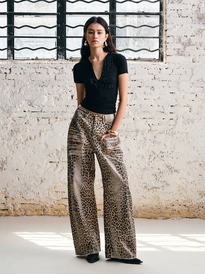 Floral V-Neck Lace Crop Top – Rhinestone Detail Slim Fit T-Shirt