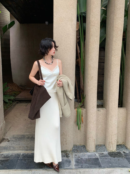 Elegant Lace Satin Camisole Top with Delicate Straps – Hong Kong Retro Autumn Style