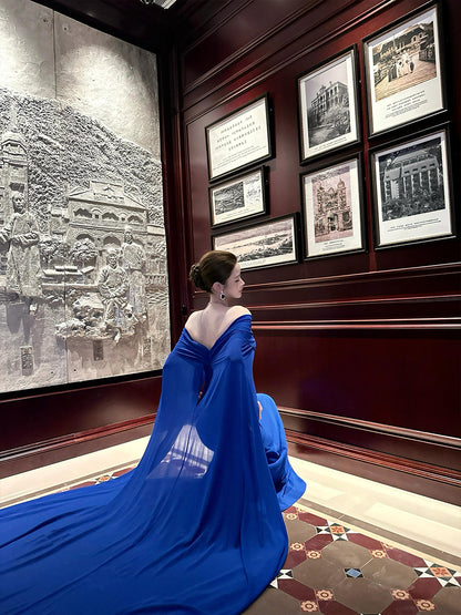 French Couture One-Shoulder Dress – Elegant Blue Satin Evening Gown