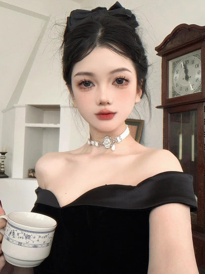 Princess Tuft Dress – High-End Black Satin Bandeau Birthday Gown