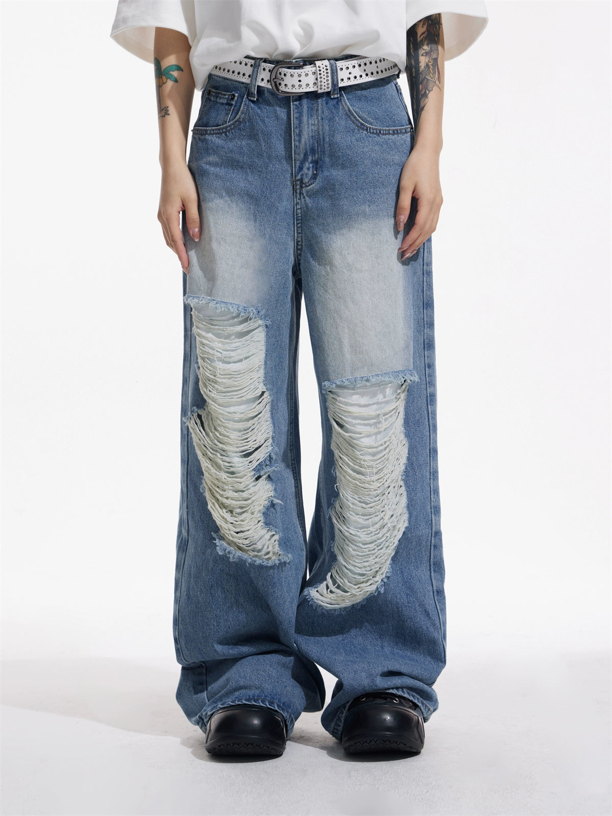Bordo sfilacciato -jeans lavati