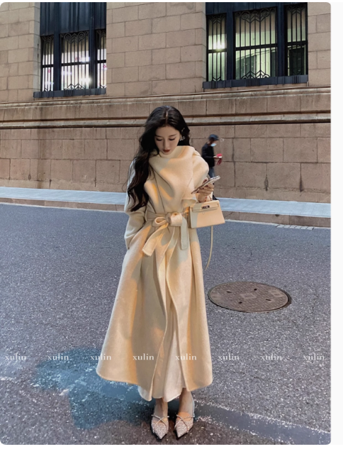 White Reversible Cashmere Coat – Hepburn-Style Large Lapel Woolen Coat