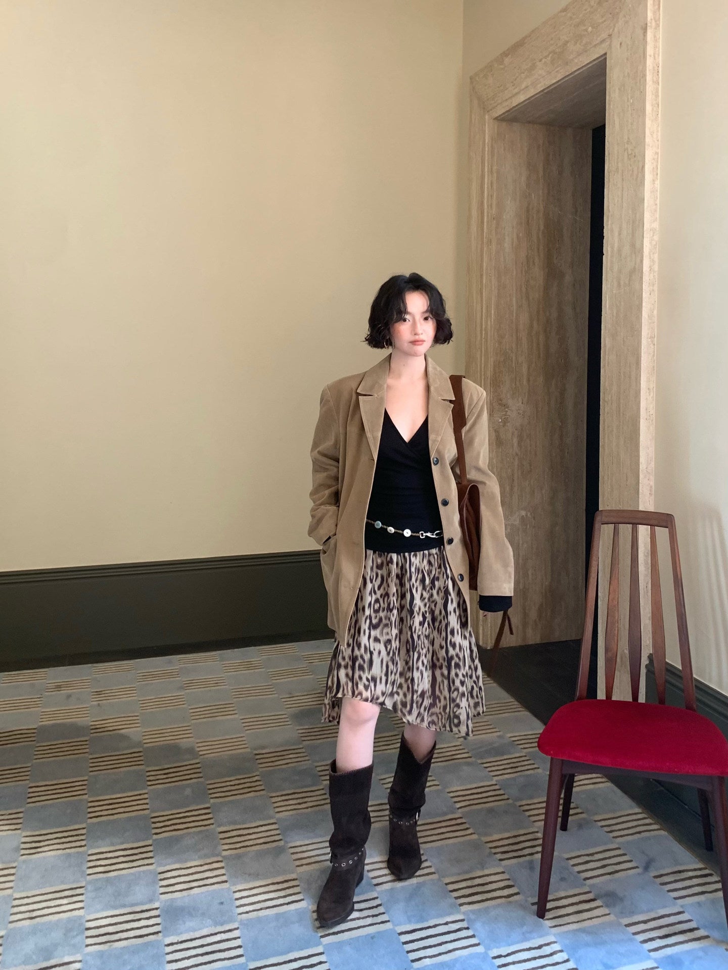 Suede Single-Breasted Blazer – Hong Kong Retro Autumn Casual Tailoring