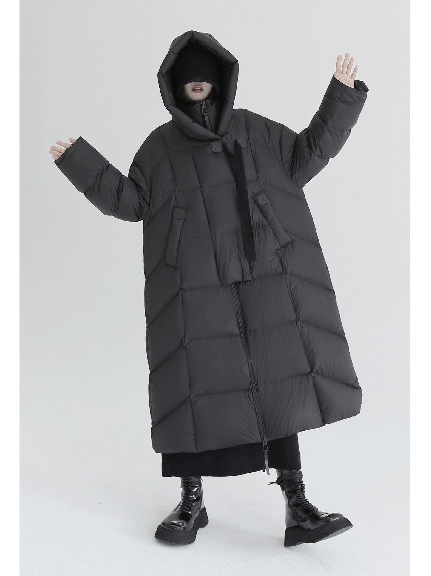 Loose Silhouette 90% White Goose Down Jacket (Mid-Length Style)