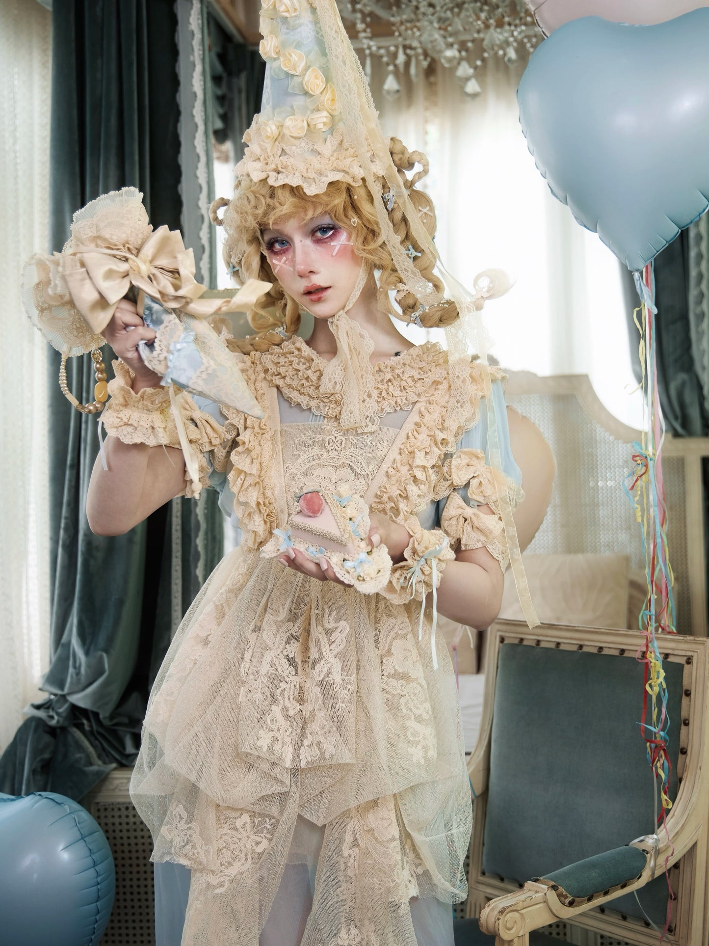 Mousse Rendezvous French Rococo Retro Cream Beige Piping Bag/Tote Bag