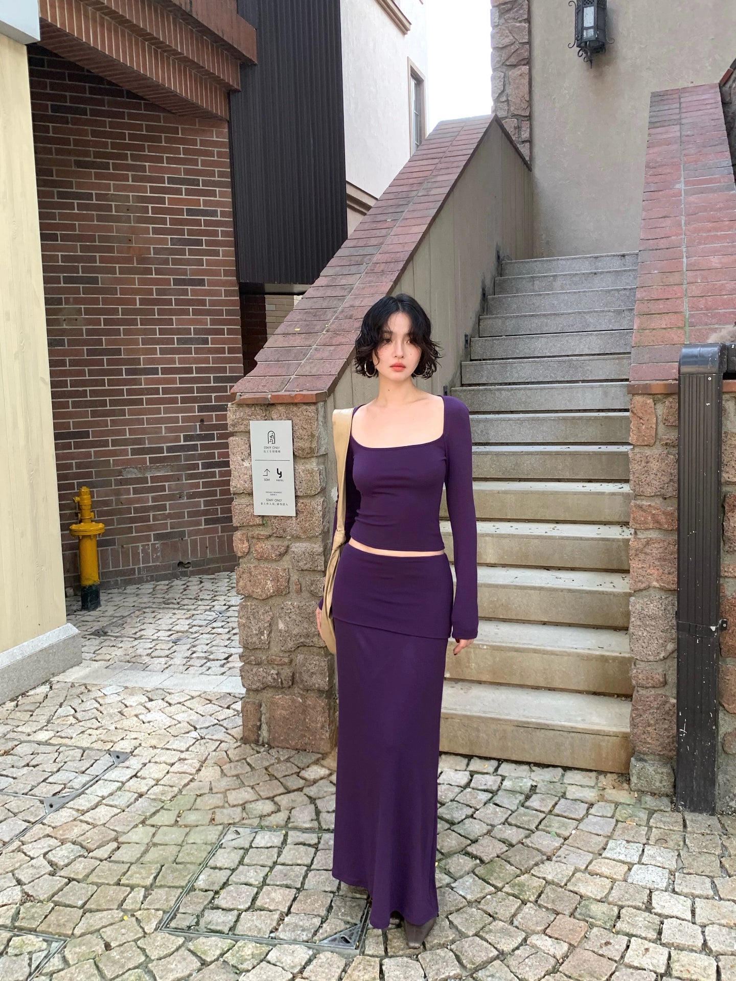 Encounter Square-Neck Top & Skirt Set – Hong Kong Retro Autumn/Winter