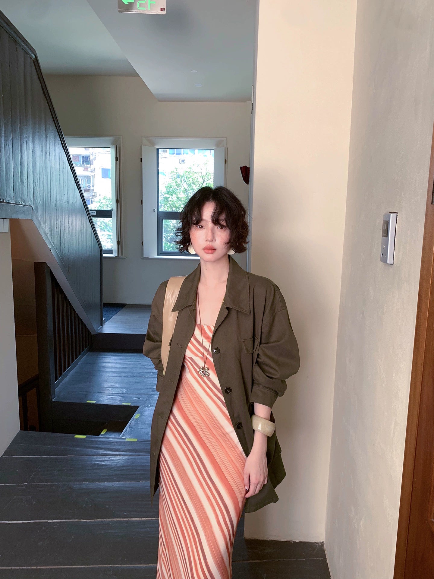 Pine Smoke Cropped Tencel Cotton Jacket – Retro Autumn Outerwear