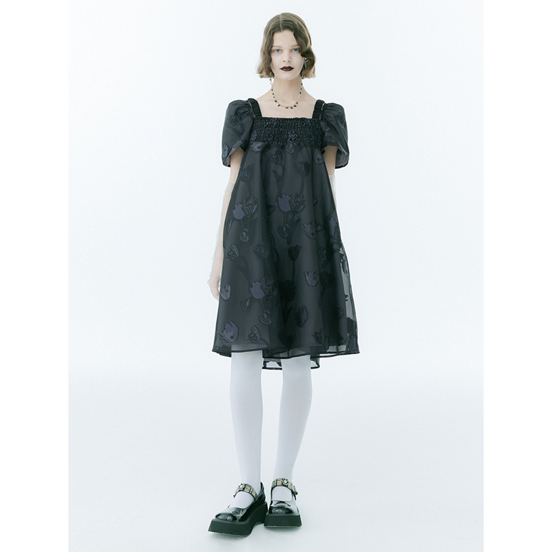 Robe de poupée à col carré à imprimé fleur de créateur