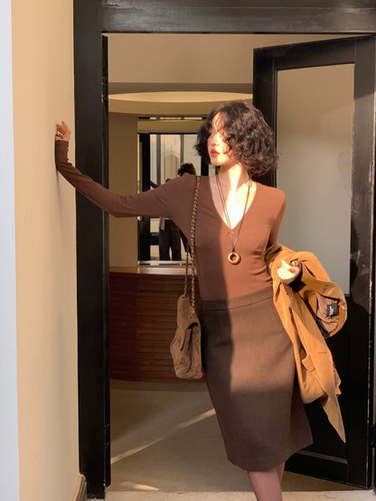 V-Neck Slim Base Knit Top – Double 11 Modern Minimalism