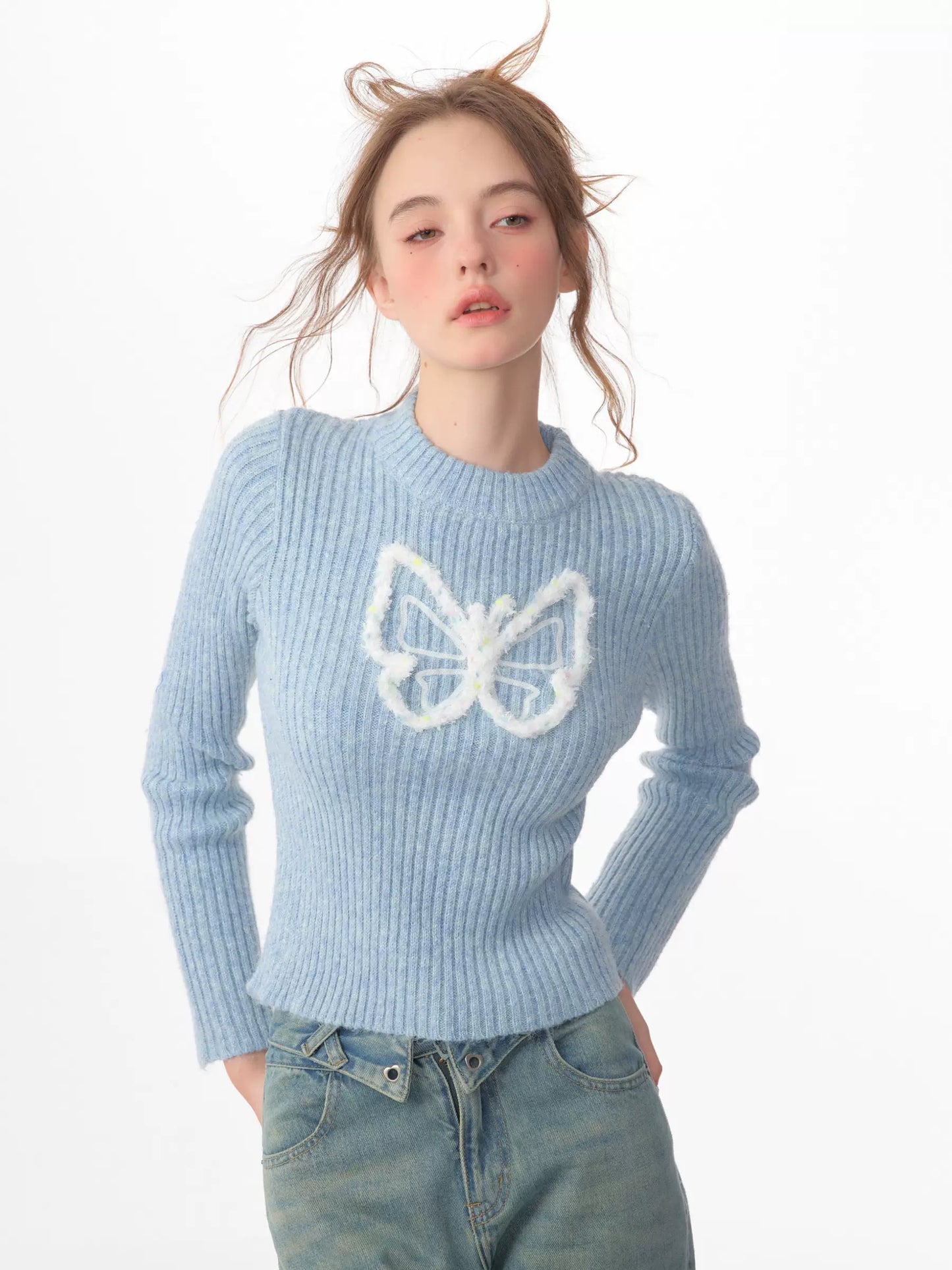 Top de punto ajustado con bordado de mariposas, diseño retro de manga larga para otoño/invierno