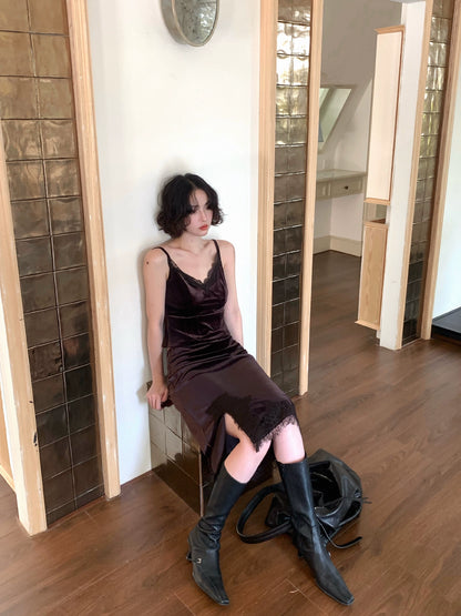 Night Banquet Whisper Lace Slip Base Top – Retro 2025 Fall/Winter Collection