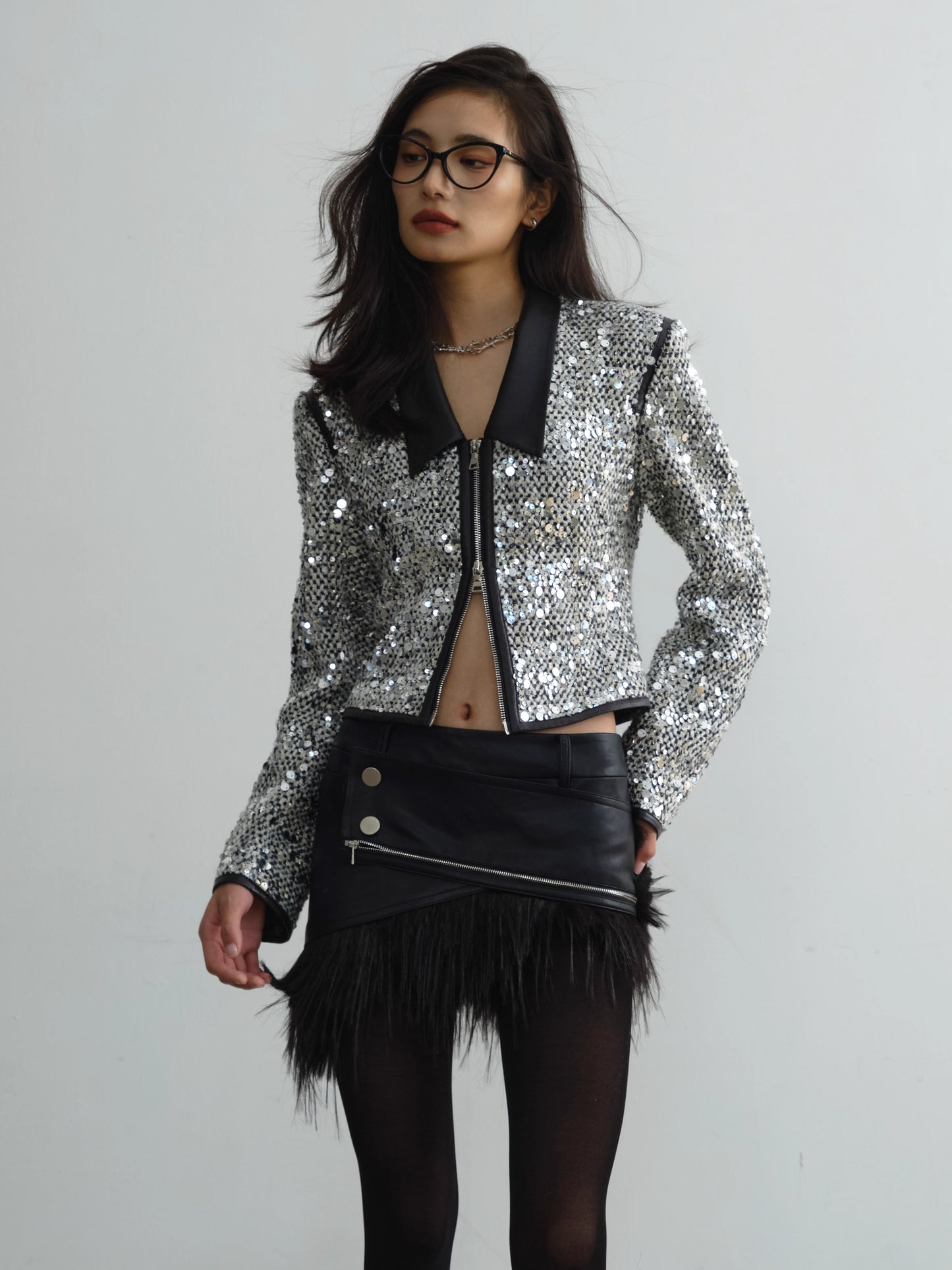 Veste courte à sequins à col bas de style urbain