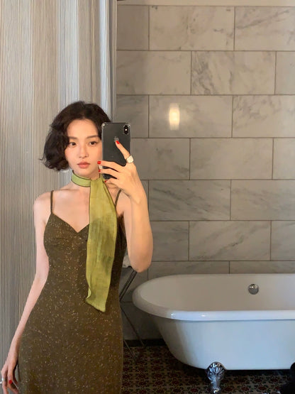 Dinner Streamer V-Neck Fishtail Suspender Dress – Sophisticated Flair