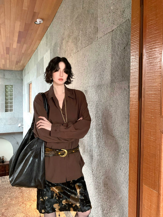 Wild Caramel Mid-Length Shirt – Retro Autumn/Winter Casual Collection