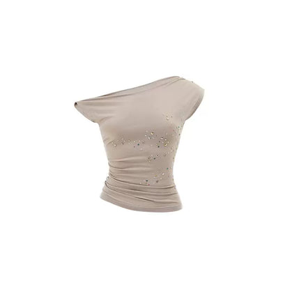One-Shoulder Twisted Irregular Pleated T-Shirt – Studded Detail for Edgy Looks