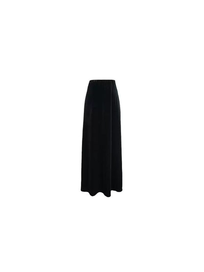 Velvet High-Waisted Skirt