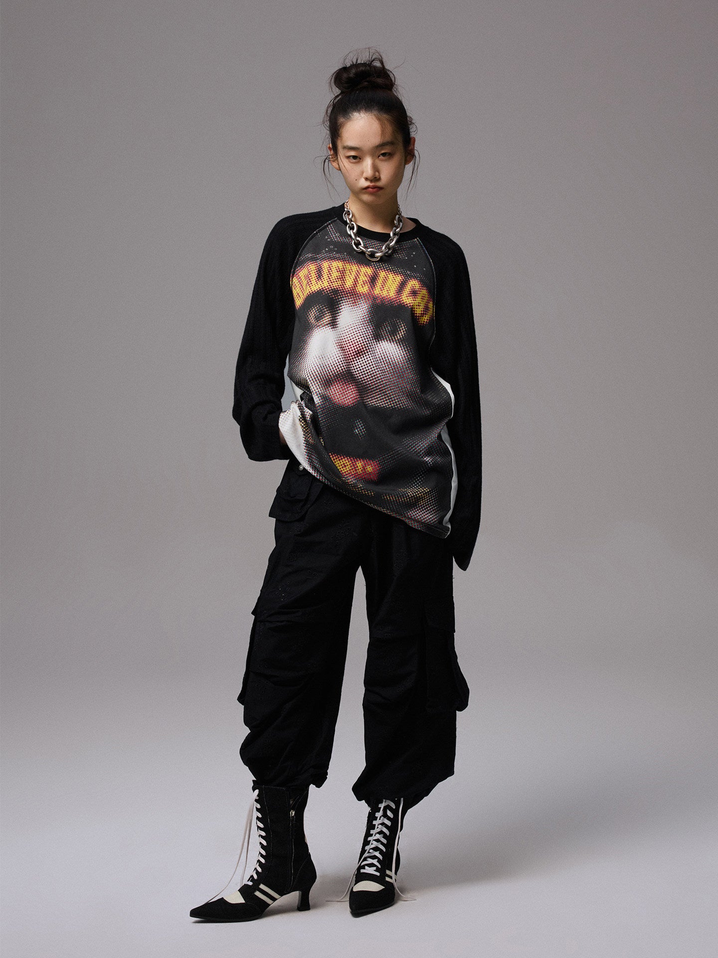 Embroidered Cargo Balloon Pants