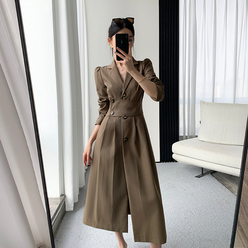 Goddess Parental Sleeves Dress