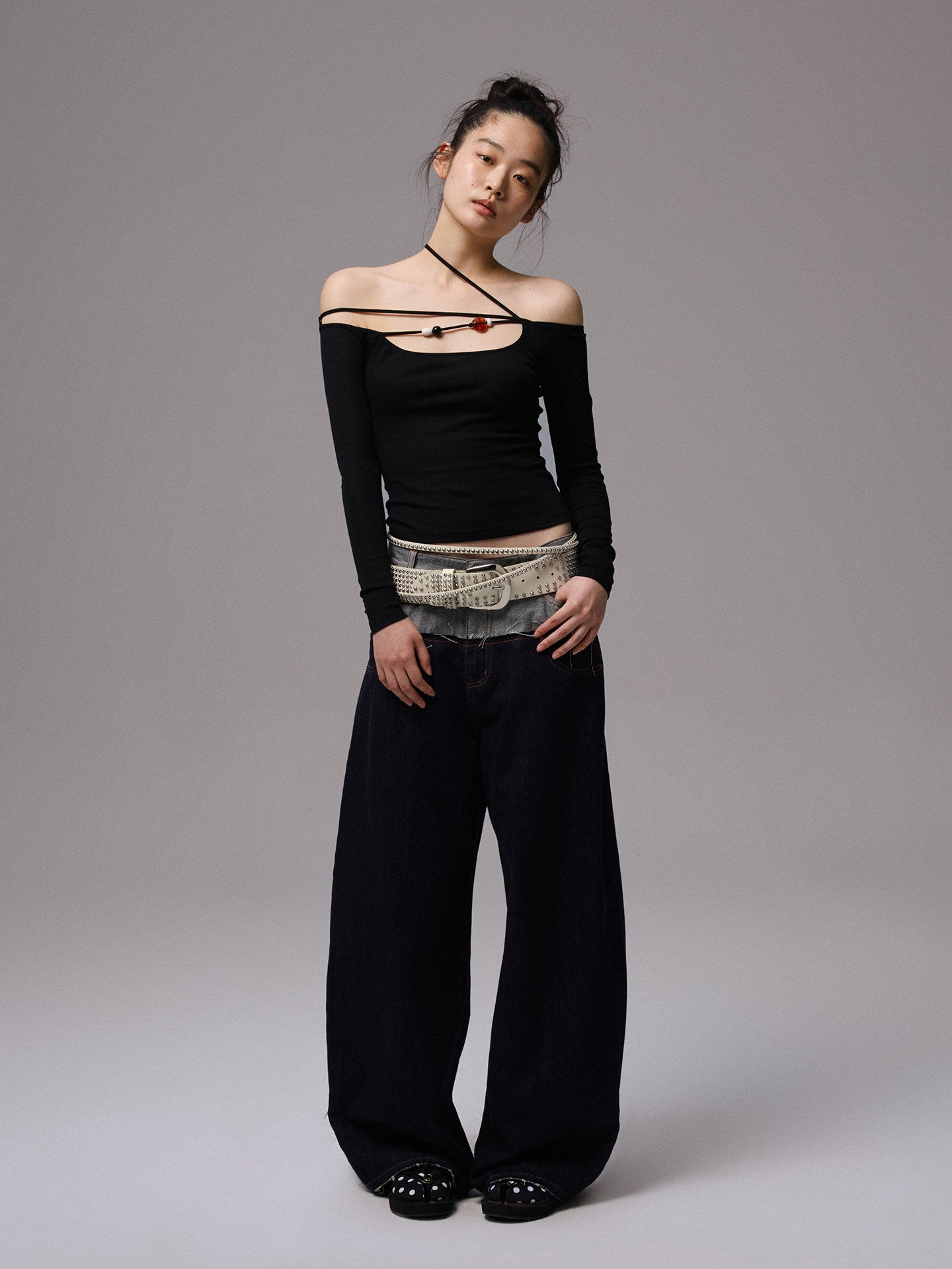 Embroidered Wide-Leg Denim Jeans