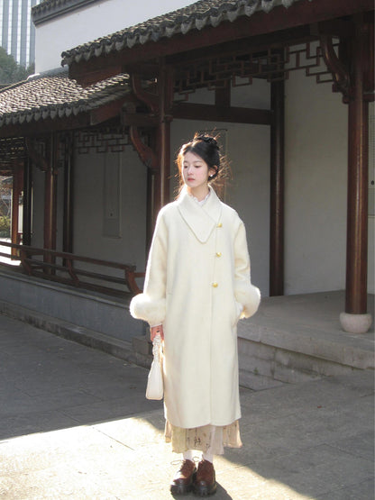 Luxe Woolen Coat – White Fox Fur Mid-Length Cashmere Elegance