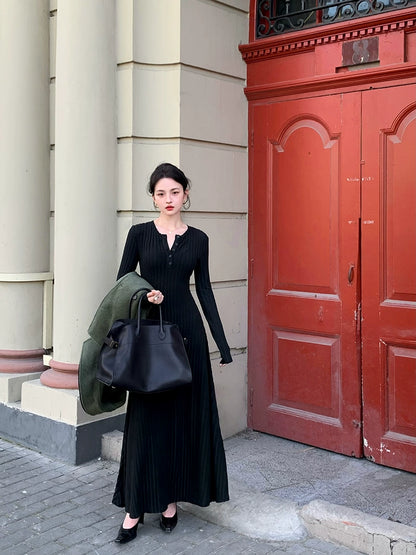 Velvet V-Neck Knit Mid-Length Dress – Korean Retro Winter Elegance