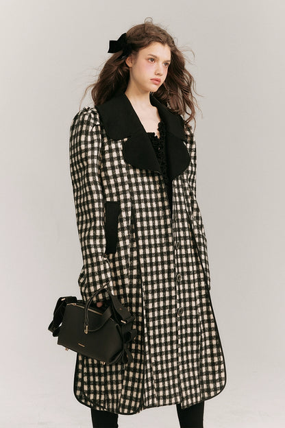 Artsy Winter - Black & White Plaid Overcoat