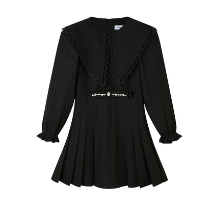 Big Collar -Black A -line Robe courte