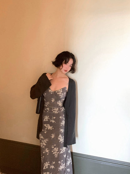 Blooming Flowers Printed V-Neck Suspender Dress – Hong Kong Retro Autumn