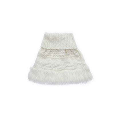 Cable Knit Tassel Cape