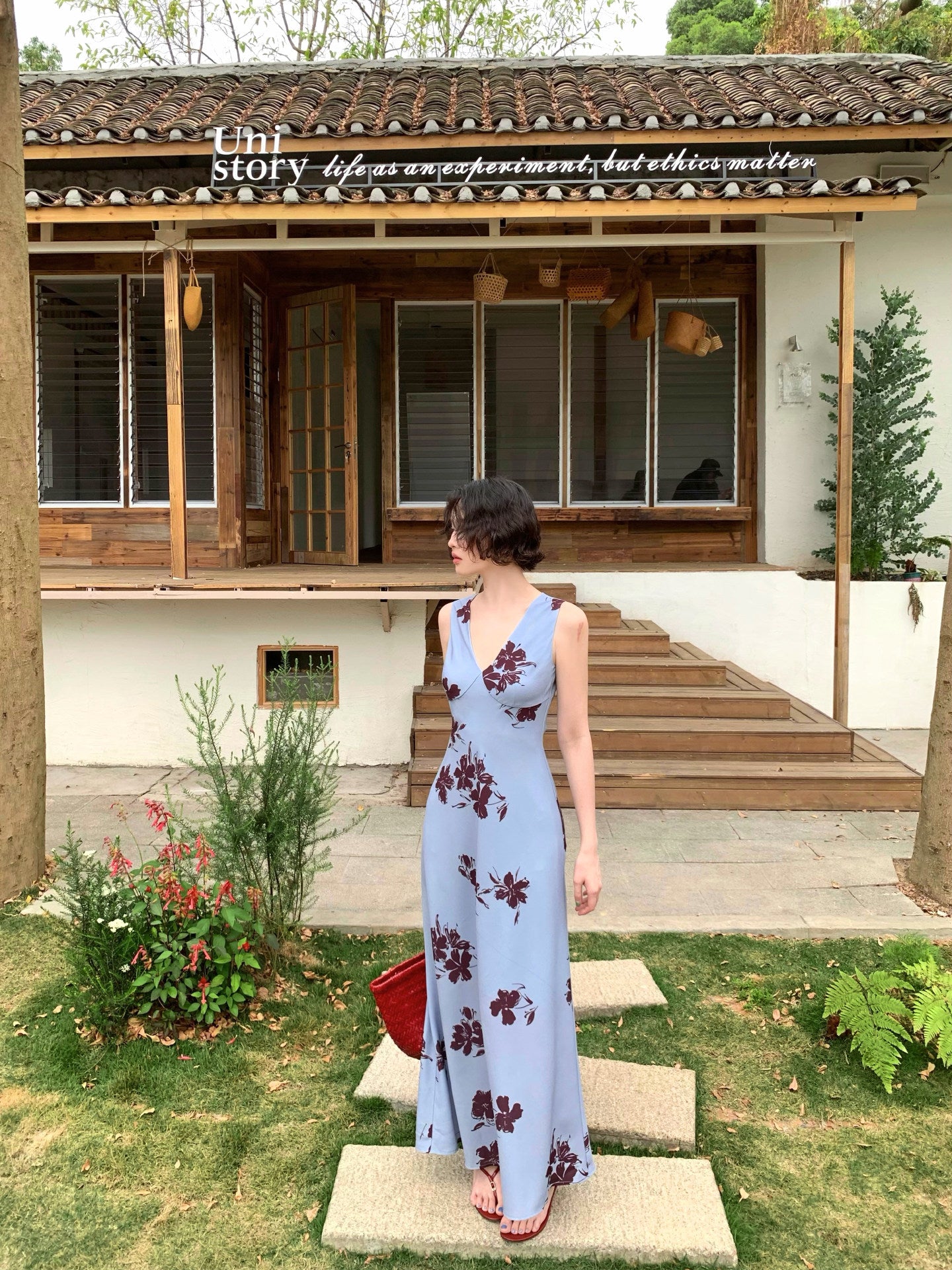 Flower Ripple Printed V-Neck Maxi Dress