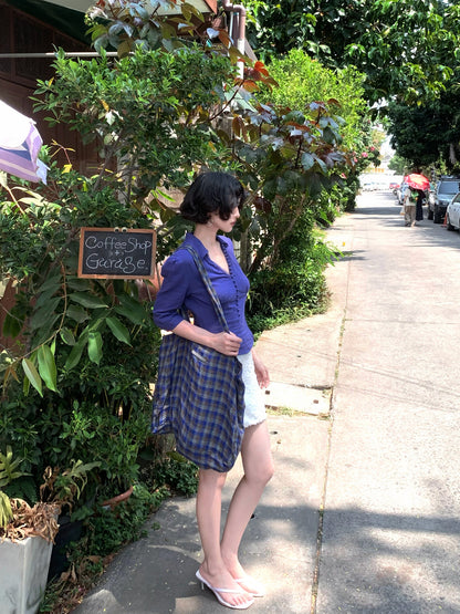Lan Meng Linen V-Neck Blouse