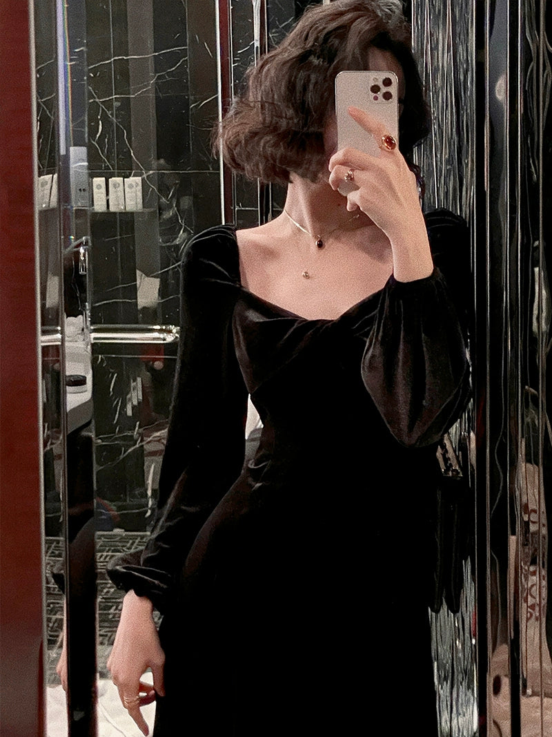 Square-Neck Velvet Long Sleeve Slit Dress – French Retro Winter Style