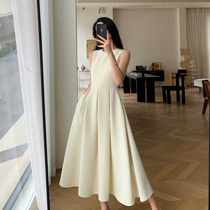 Goddess Style Sleeveless Long Dress