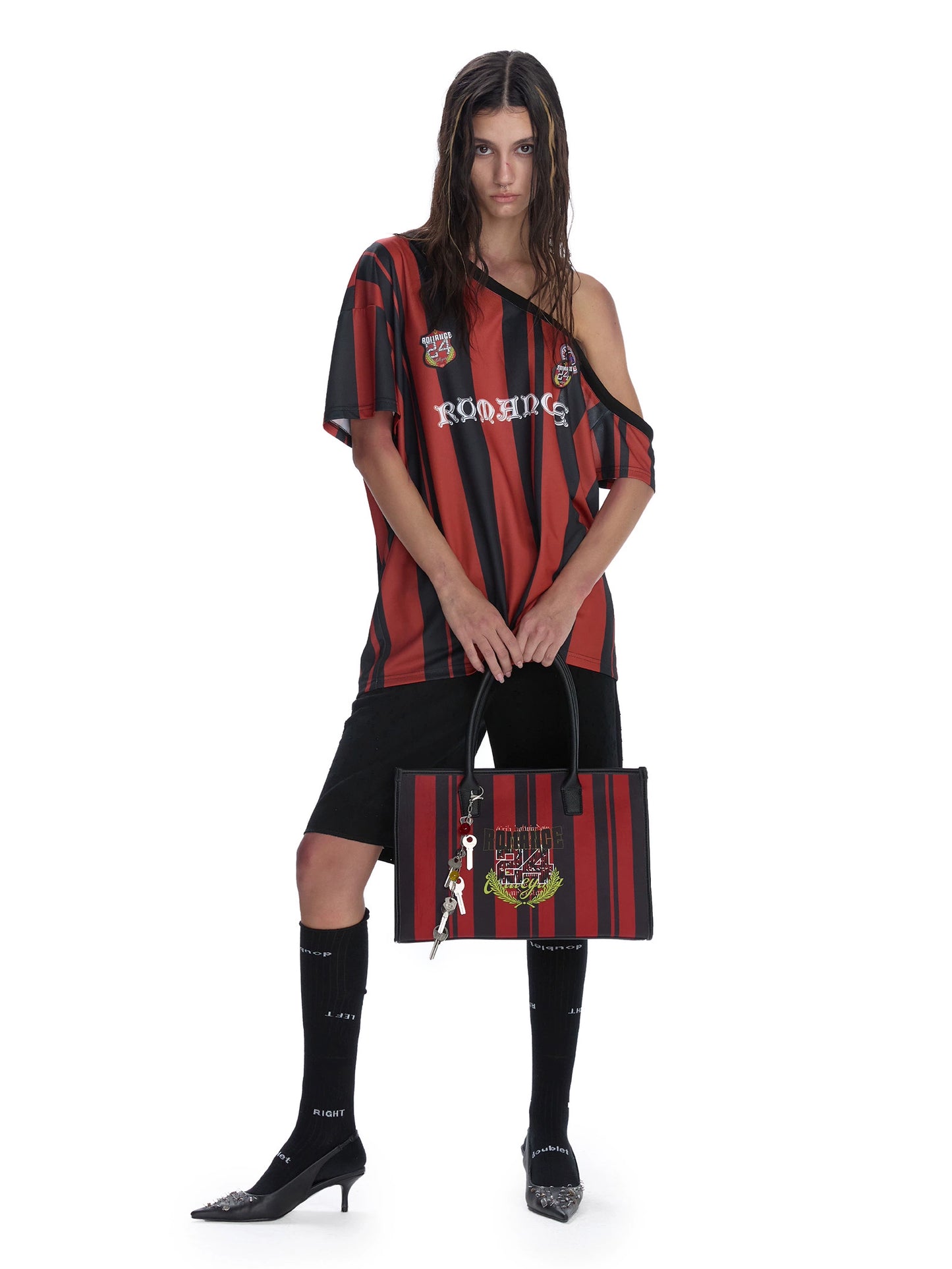 Off-Shoulder Milan Jersey | Blokecore Style from HyunA & Yoo Ji-min