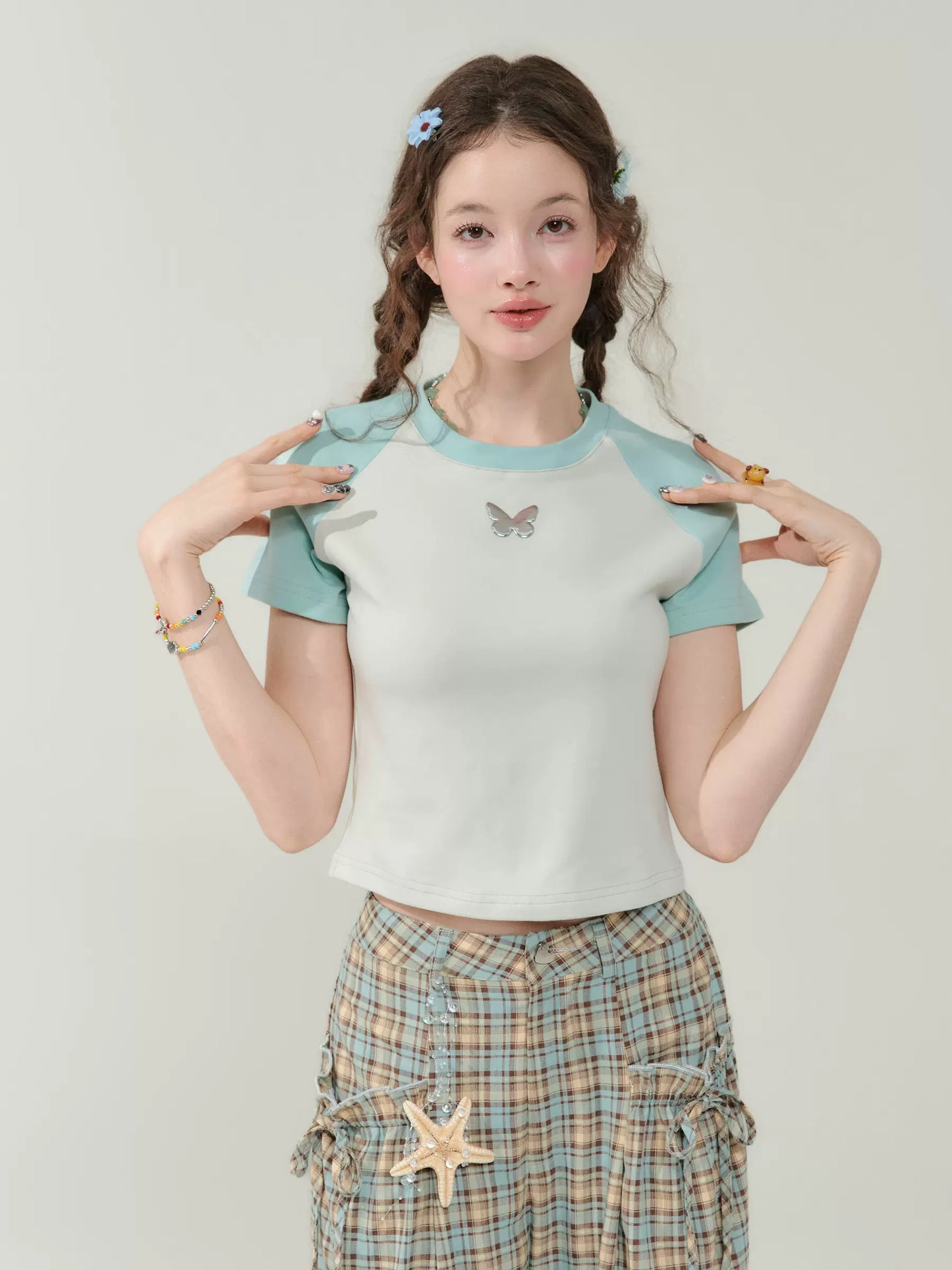 Contrast Stitch Raglan Sleeve T-shirt | Metal Butterfly Short Sleeve for Summer