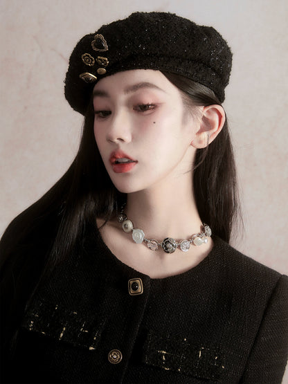 Qianjin Black Gold Buckle Beret